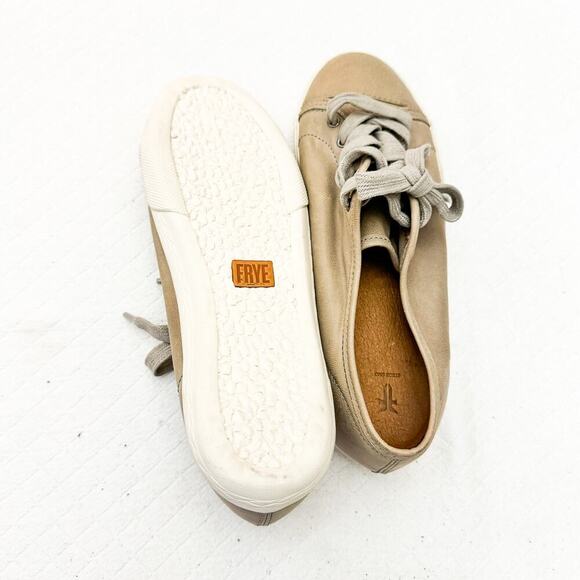 Frye Women Ivy Low Lace Up Suede Leather Flats Sneaker Size 8 Mint Condition - Picture 3 of 5